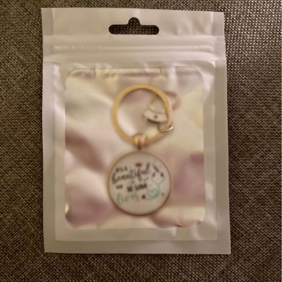 “It’s a Beautiful Day to Save Lives” Charm Keychain - Picture 2 of 6